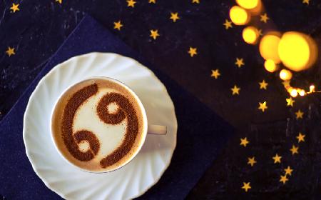 Horoskop żywieniowy - jak powinny odżywiać się zodiakalne Raki?